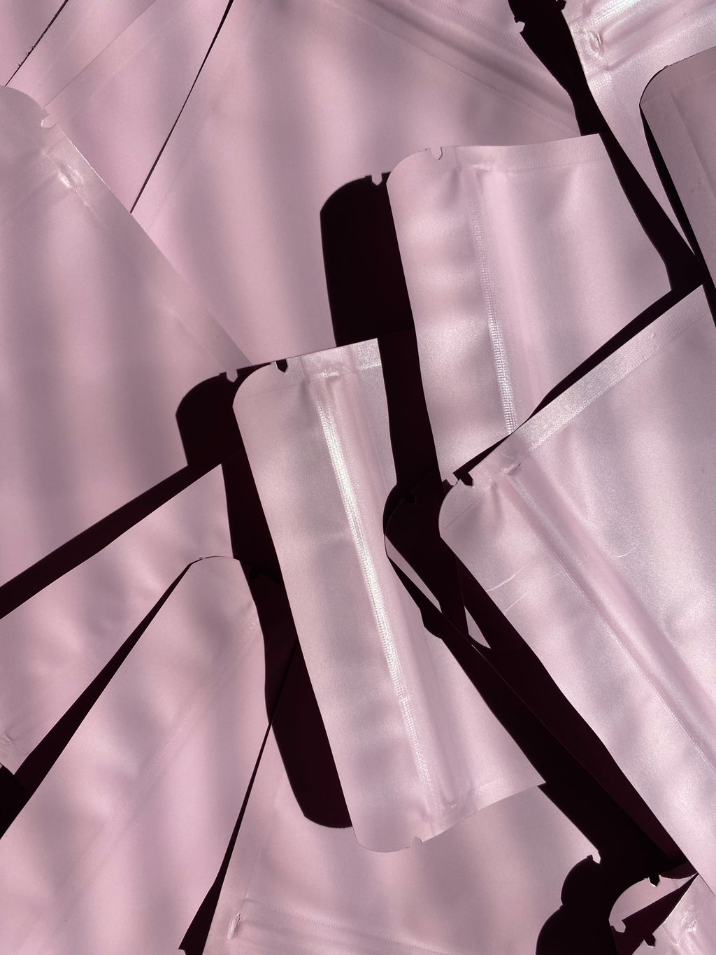 Clingy Little Secrets | Mystery Magnet Pack